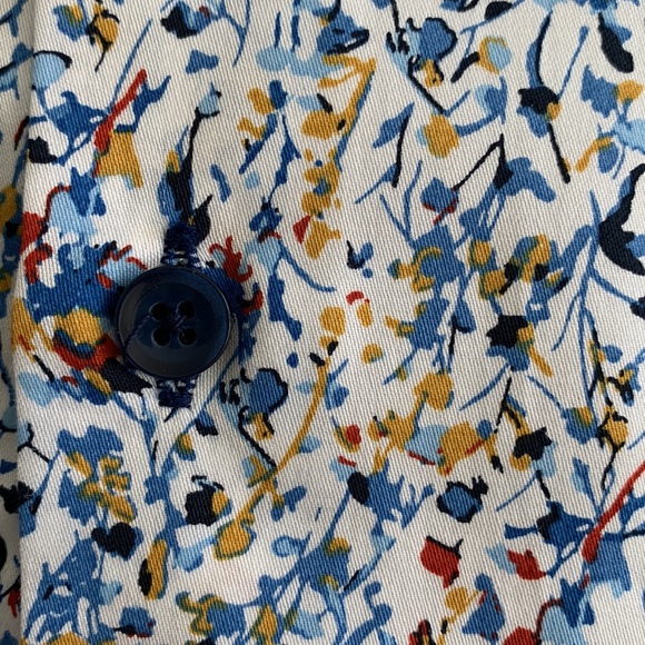 Danini NEW mens shirt in XL in print. Buttons down shirt. Blue buttons. - Picture 4 of 11